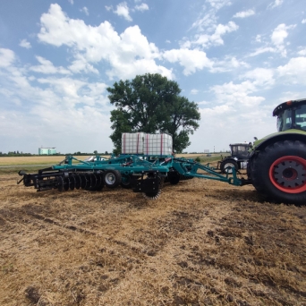 Агрегат вертикального обробітку грунту ВТ-7