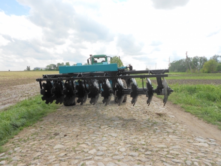 Борона дискова важка причіпна БДВП-4,2-03 глибина обробітку до 30см.