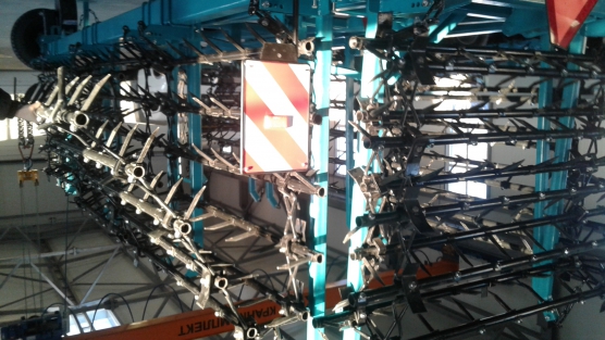 Зчіпка гідрофікавана з шлейф боронами