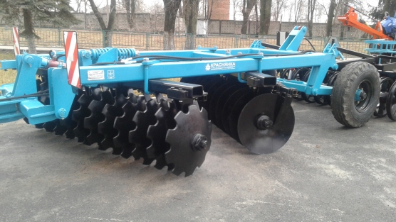 Борона дискова важка причіпна БДВП-2,5 з швелерним катком