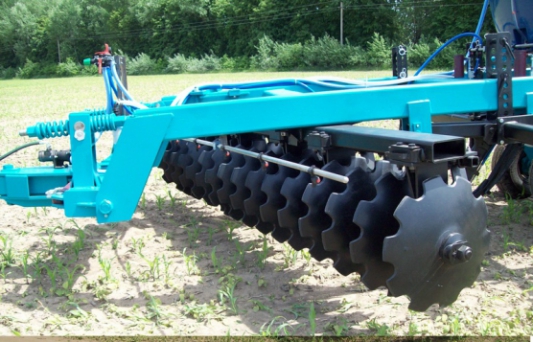 ДИСКОЧИЗЕЛЬНИЙ АГРЕГАТ БДВП-4,2-01 З КОМПЛЕКТОМ ОБЛАДНАННЯ для внесення рідких мінеральних добрив і біодеструктору стерні