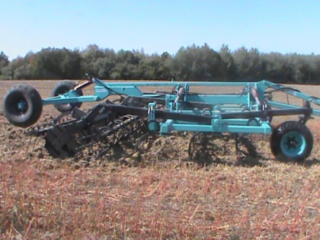 Універсальні культиватори серії КВ